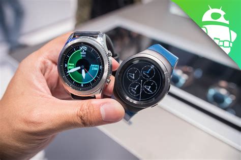 michael kors bradshaw vs samsung gear s2|Samsung Gear S2 vs Michael Kors Access Bradshaw Silver.